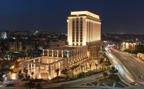 فندق فور سيزونز، عمّان